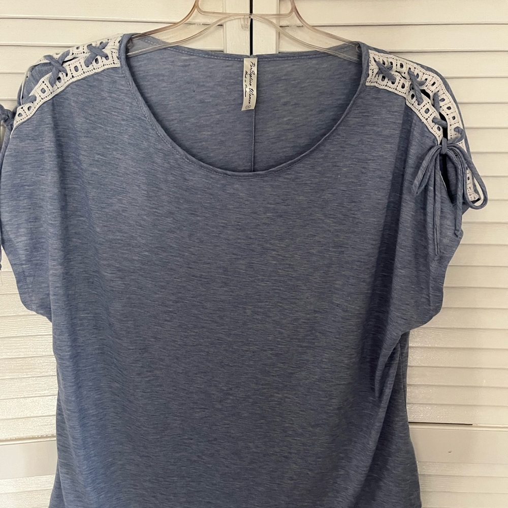 Blue tee shirt